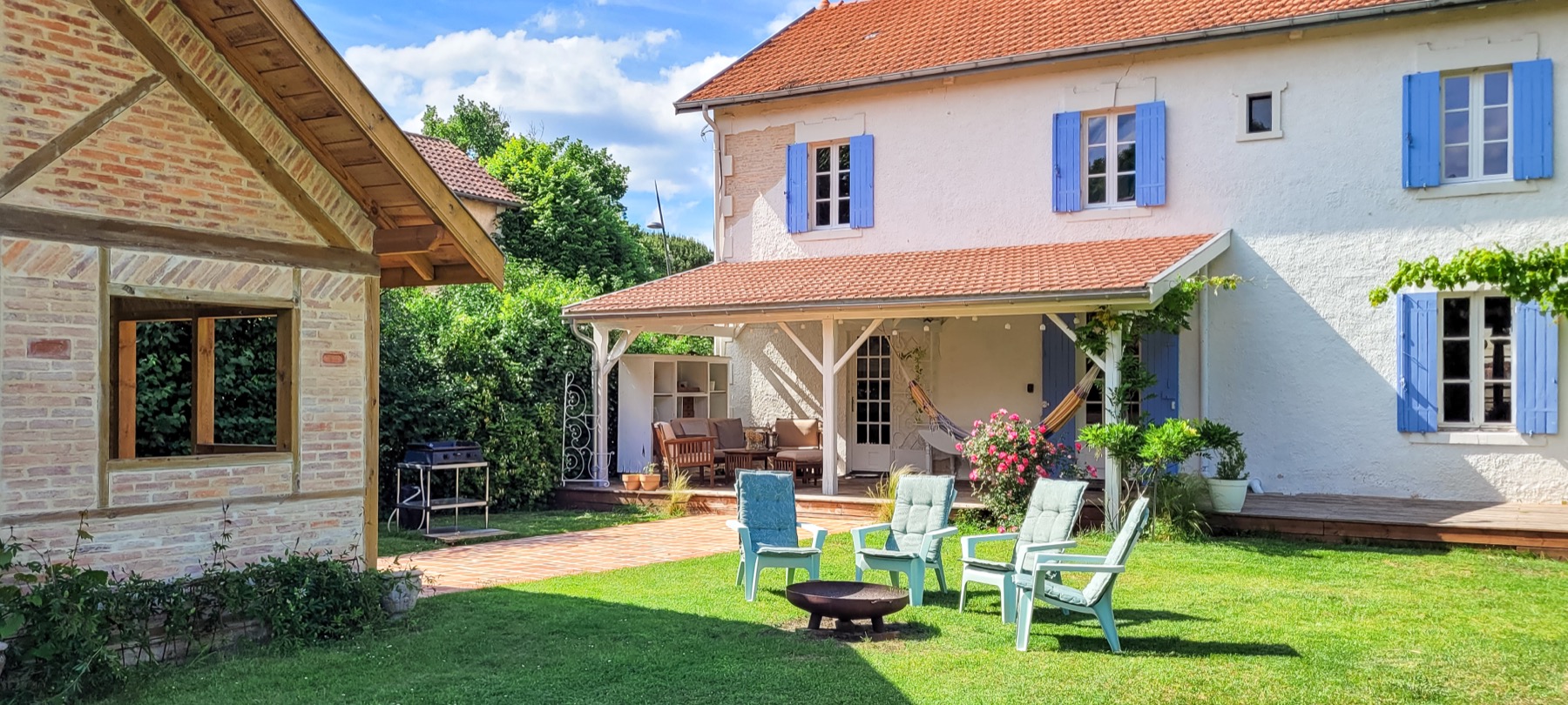 La Maison de Lüe jardin ensemble